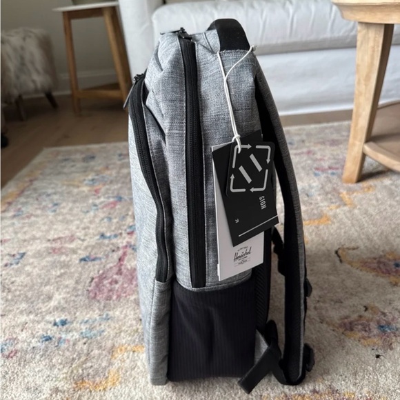 Herschel Kaslo Gray Backpack - Picture 8 of 10